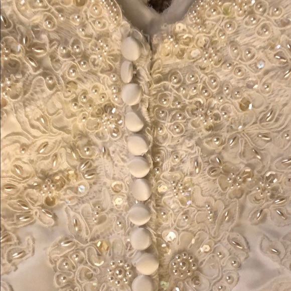 Vintage wedding gown (1994) - Picture 7 of 8